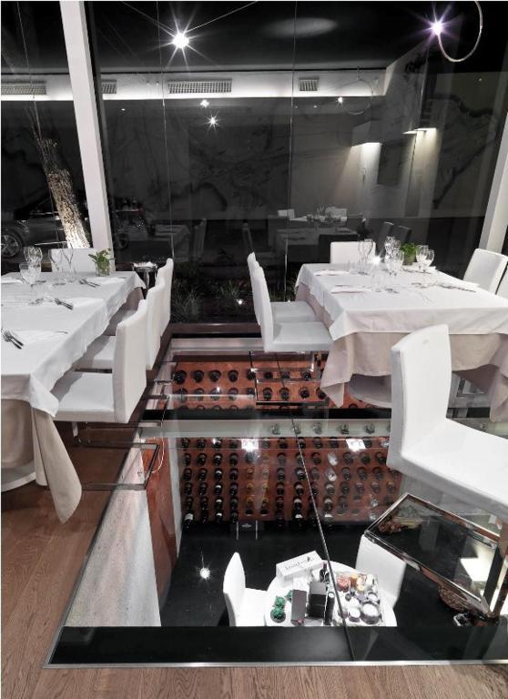 Locanda Ristorante 7 Mari Porto Viro Exterior photo